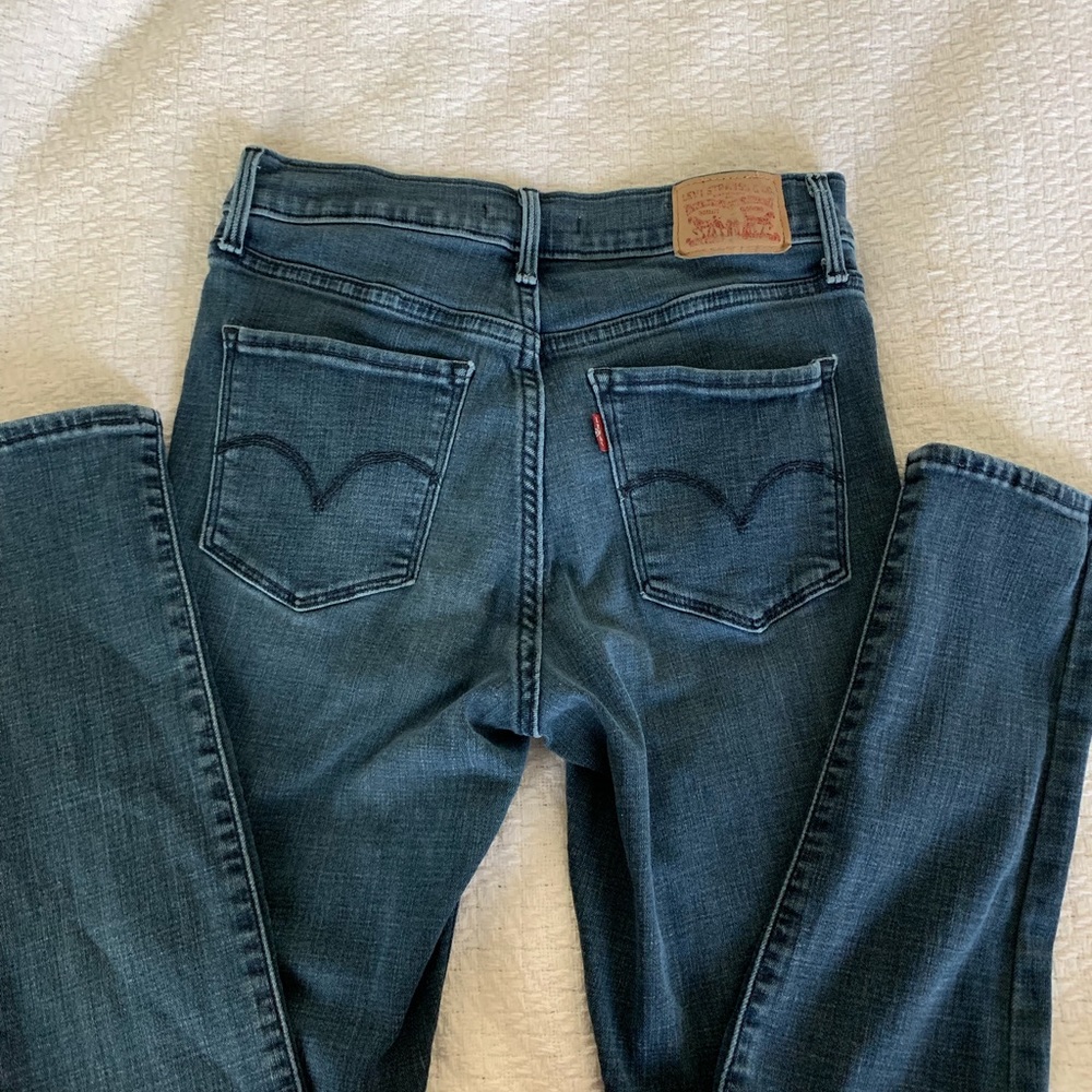 Levi’s 311 shaping skinny